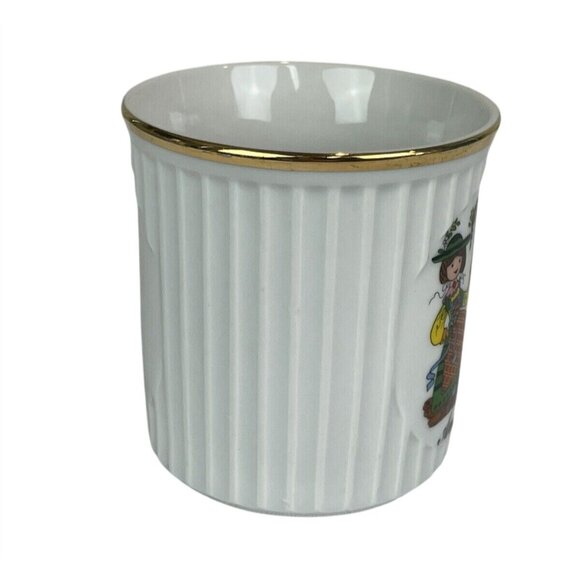 Souvenir Coffee Mug Schlogl Vienna Austria Boy Girl Design Fluted White Porcelai - Picture 4 of 11